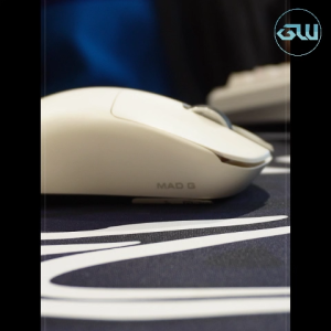 Madlions MAD G Wireless Gaming mouse PAW3395 Low Latency Micro-movement Ultra Lightweight Custom Gaming Mouse for Esports Gift