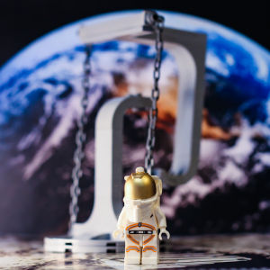 Chinese Building Blocks Suspension Tension Integral Model Anti-Gravity Space NASA Lunar Module Astronaut Spacecraft