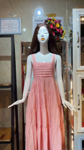 Đầm 2 dây xếp ly thân trước tùng xoè sau có thun co giãn thoải mái có khoá kéo dễ dàng tháo cởi chất liệu tơ đũi mềm mại đầm hai lớp dày dặn dưới 56 ký mặc xinh tông nhiều màu: Trắng- Đen- Sen- Bơ- Dâu Kapun Dress Fashion