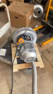 ปั๊มลมเป่าแห้งรถยนต์สำหรับร้านคาร์แคร์ ขนาด 4 Kw 380V ท่อขนาด 2 นิ้ว เหมาะกับงานล้างรถยนต์