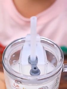 Gelas Minum Anak Susu Jus Air / Mug Tumbler Lucu GRATIS SEDOTAN / Gelas Ukur