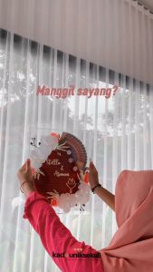 Aksesori Pernikahan Unik: Acrylic Brush Mahar Uang Pernikahan 30x40cm Custom Warna & Mahar Anggrek Orchid