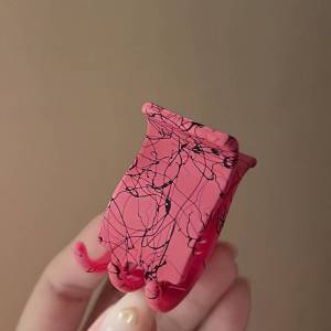 คลิปหนีบผมทรงฉลามสไตล์ฝรั่งเศสเรียบหรู คลิปหนีบผมทรงฉลามขนาดใหญ่ ตกแต่งผมด้วยสีสเปรย์ คลิปหนีบผมทรงกลมสำหรับตกแต่งผม