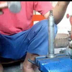 Treker Buka Tutup Seal & Shockbreaker Belakang Universal