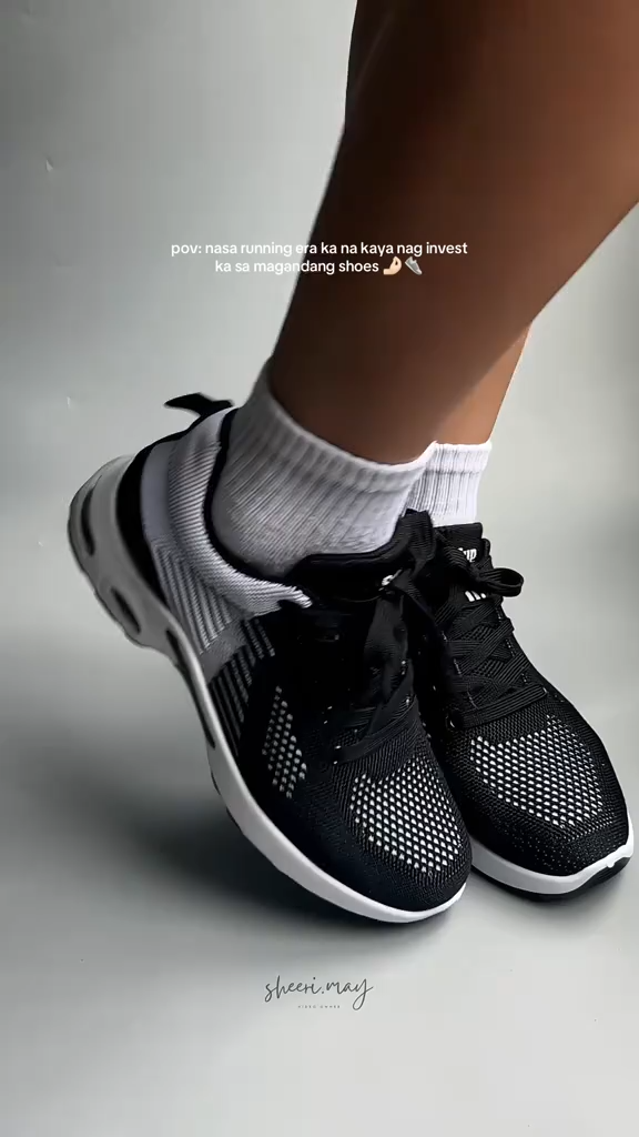 Breathable Sports Shoes Cushion Heel Soft Sole Running Shoes For Women Flyknit Top Laces-up Shoes Jogging Shoes Athletic Volleyball/badminton Shoes Sneakers For women