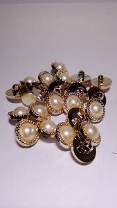 Kancing Jamur Mutiara Gold: Model Unik Aksesoris Kancing Baju