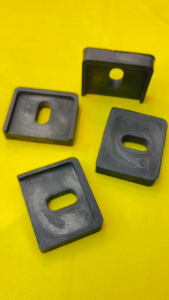 ขายาง "แบน" ราคาส่งยกกระสอบ100ชุด (1ชุด 4 ตัว)(สั่ง1ลัง/ต่อ1คำสั่งซื้อเท่านั้น)  ตั้งพื้นแอร์ขายางแอร์คอยล์ร้อนแบบ ใช้กับเครื่องปรับอากาศ9000-24000 btu