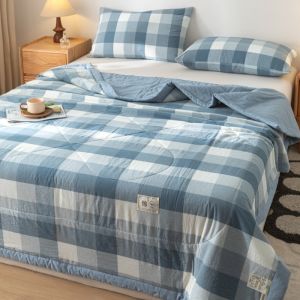 ผ้านวมระบายอากาศสำหรับฤดูร้อนนุ่มเป็นมิตรต่อผิวผ้านวมเครื่องปรับอากาศสไตล์ลายสก๊อตลายทางแบบง่าย