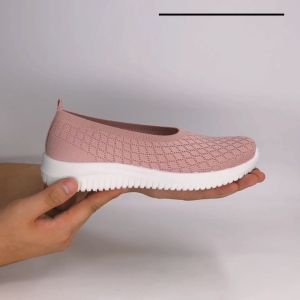 Flat Shoes for Women Breathable Slip on Shoes Fly Woven Shoes Soft Soled Cloth Shoes Casual Fashion Single Shoes