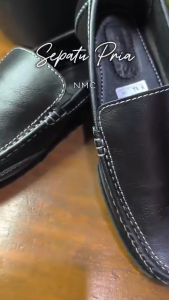 Sepatu Slip On Mocasin Pria Nukus Loafer Kulit Hitam - NMC