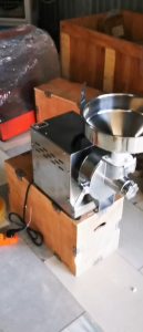 Máy nghiền bơ đậu phộng(bơ lạc)hạnh nhânsốt mèsốt model HD-140