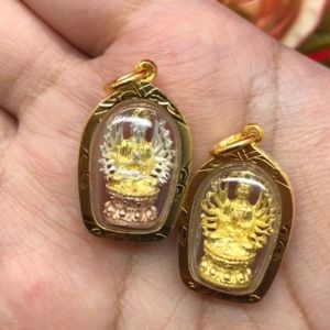 จี้เจ้าแม่กวนอิมพันกร ขนาด 1.7 x 2.5 ซม. เสริมดวง เสริมโชคลาภ ประสบความสำเร็จ ชุบทอง งานสวย ใส่ได้กับสร้อยทุกแบบ