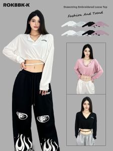 Laid-Back Jazz Dancing Sweatshirt Drawstring