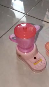 Mainan Anak Juice Blender OCT 2028 Menggunakan Baterai Murah Terbaru bahan dari Plastik Bisa Berputar Dan Nyala | Mainan Edukasi Anak Masak Masakan Blender | Mainan Anak Perempuan Blender Edukatif Kemasan Kardus