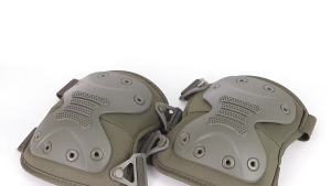 Tactical Professional Combat Knee Pads Set Advanced Tactical Gear Set for Outdoor CS Paintball Game Cycling Safety Skateboarding Gear Skates Knee Protection Guard Pads