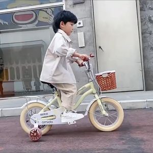 จักรยานเด็ก 4 ล้อ ขนาด 16 นิ้วรถเด็ก แข็งเเรง วัสดุเหล็กหนา ยางเติมลม มีไฟที่ล้อ มีตะกร้า เบาะซ้อนท้าย มี 2 รุ่น