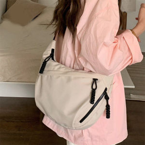 Korean Style sling bag crossbody bag Small shoulder bag Solid Color dumpling bag Casual Gyoza Lightweight Underarm Bag Female Student 韩风斜挎包/单肩包