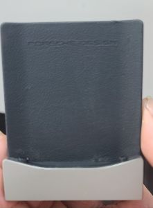 Đốc sạc điện thoại Blackberry Poscher P9981 chính hãng - thiết kế Porsche Design - màu đen