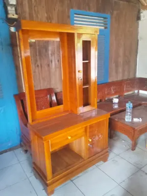 meja rias jati (hanya melayani provinsi JawabaratDKI jkt Banten serta Jabodetabek)