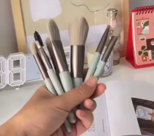 Set Kuas Makeup Brush Make Up Set Pouch