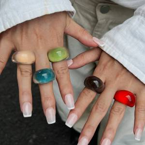 KunJoe 5 Styles Trendy Smooth Surface Resin Acrylic Chunky Rings for Women Boho Retro Irregular Curved Finger Rings Jewelry Gift