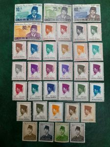 Prangko Indonesia Kuno 35 pcs Presiden Soekarno UN  USED