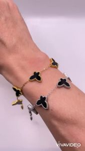 Lắc tay titan không phai màu không rỉ sét Vòng tay titan đính đá kiểu dáng dễ thương mã LTU03 trangsucmoiluatuoi.RIN