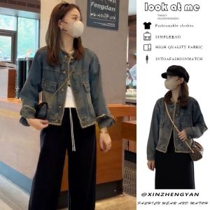 แจ็คเก็ตยีนส์สั้นสไตล์อเมริกันย้อนยุคสำหรับผู้หญิง ทรงหลวม ดีไซน์หรูหรา ฤดูใบไม้ร่วง 2023 แจ็คเก็ตยีนส์ทรงเข้ารูปแบบใหม่