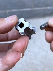 1PCS 4 Points 6 Points 1/2" 3/4" Water Pipe Inner Hole Drill Metal Water Pipe Threader Dual-Headed PPR Pipe Threader Power Tools