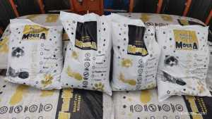 Pasir Kucing Gumpal Wangi Bentonite Cat Litters Premium Bentonite Gumpal Wangi Merk Moula