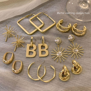 ต่างหูโลหะหรูหราสำหรับผู้หญิง เครื่องประดับแฟชั่นใหม่ 2025 ต่างหูแบบไม่ซ้ำใคร ต่างหูสไตล์นักแสดงที่เป็นที่รู้จัก