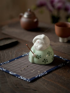 Creative Ceramic Incense Holder Creative Lady Incense Stick Stand Aromatic Lamp Home Use Sandalwood Incense Burner Tea Pet