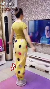 TUKUO ID - Piring Senam / Waist Twisting Disc - Alat Olahraga Putar Pelangsing Tubuh Pengecil Perut Pinggang Piringan Senam Pengencang Bokong