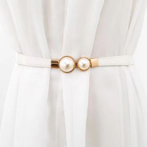 ที่คาดเอวผู้หญิงเข็มขัดผู้หญิงบางยืดหยุ่นเอวกระโปรงชุดเดรสหนัง PU ประดับมุกหัวเข็มขัดสุดสร้างสรรค์