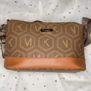 WOMEN SLING BAG GIRLS DATING BAG 3 ZIPPER WOME SLING BAG Bag Party Bag Girls Bag Mothers Work Bag READY STOCK