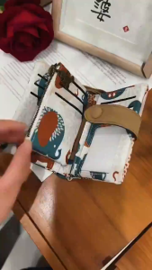【Ready Stock】Fashion Women Wallet Multiple Card Slots Printed Short Trifold Wallet