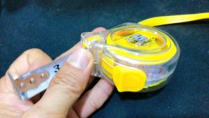 Thước cuộn Tê Giác Rhino R 5.0m - Bản 18mm Chữ tiếng Việt Số lớn Thép chống gỉ Khóa chốt ngài an toàn khi đo lường