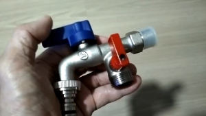 2 Way Garden Tap Ball Valve Faucet Handle with lock BibCock 1/2 Inch [Double-Lin valves]