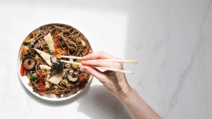 งาขาวคั่วเกรดประหยัด 1 กก. บรรจุถุงสูญญากาศ งาขาวคั่ว สุกพร้อมทาน หมักหมู หมักไก่ ทำหมูกระทะ