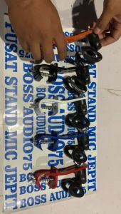 STAND MIC JEPIT BAHAN PVC MODEL HOLDER KUPU