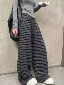 กางเกงขายาวทรงตรงลายทางสีเทาเข้ม กางเกงขายาวทรงหลวมสำหรับผู้หญิง ฤดูใบไม้ผลิและฤดูใบไม้ร่วง ดีไซน์ใหม่ วัสดุโพลีเอสเตอร์