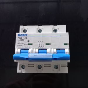 Atomat 3 pha bảo vệ quá tải 100A
