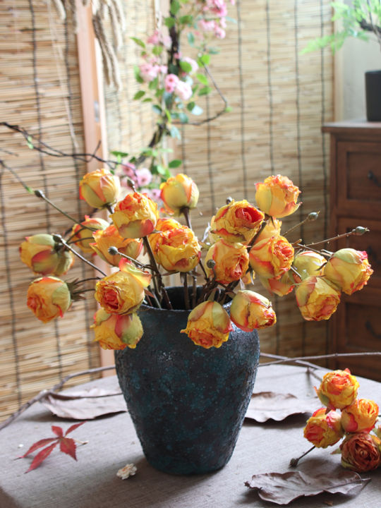 Vintage Rosebud Imitation Flower Artistic Oil Painting Style Decorative Living Room Dining Table Silk Flower Bouquet Home Decor