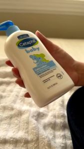Cetaphil Baby Daily Lotion Delicate Skin Gentle And Hydrating With Shea Butter Sunflower Seed Oil 400ml