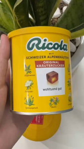 Kẹo ngậm ho thảo mộc (250g) giúp giảm ho và khàn giọng Ricola Đức