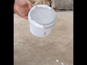 🔥BUY 1 TAKE 1🔥 🔥2000g With 2Pcs Brush🔥💥Solve The Water Leakage Problem Once And For All💥Water Proof Glue Waterproof Glue Sealant Repair Repair RoofWall CracksLeaksSwimming PoolsFish Ponds(Grey/Transparent/White/Black/Blue)