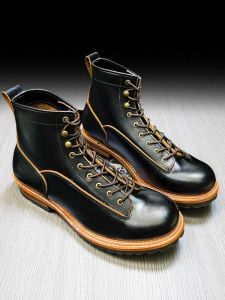 รองเท้าบูทหนังวัวชั้นบนสไตล์อเมริกันย้อนยุคสำหรับผู้ชาย รองเท้าบูทมาร์ตินสไตล์อังกฤษ รองเท้าบูททหารร่ม รองเท้าบูทสั้น รองเท้าบูทสไตล์มอเตอร์ไซค์
