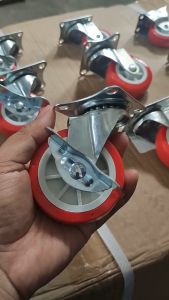 Roda Kastor PVC Nylon & Roda Troly Etalase 2 Inch\\n\\n Pengenalan Roda Kastor Plate PVC Nylon\\n\\n Apa itu Roda Kastor Plate PVC Nylon?\\nRoda Kastor Plate PVC Nylon adalah roda yang terbuat dari bahan PVC dan nylon, dirancang khusus untuk digunakan pada berbagai aplikasi seperti troly, etalase, dan peralatan lainnya. Roda ini memiliki ketahanan tinggi terhadap goresan dan benturan, serta tahan lama dalam penggunaan jangka panjang.\\n\\n Keuntungan Roda Kastor Plate PVC Nylon\\nRoda Kastor Plate PVC Nylon menawarkan beberapa keuntungan dibandingkan roda lainnya, antara lain:\\n\\n- Ketahanan terhadap goresan dan benturan\\n- Tahan lama dalam penggunaan jangka panjang\\n- Mudah dipasang dan diganti\\n- Ringan dan mudah digerakkan\\n\\n Kelebihan Roda Kastor Plate PVC Nylon dibanding Roda lainnya\\nRoda Kastor Plate PVC Nylon memiliki beberapa kelebihan dibandingkan roda lainnya, antara lain:\\n\\n- Lebih ringan dan mudah digerakkan\\n- Lebih tahan lama dalam penggunaan jangka panjang\\n- Lebih mudah dipasang dan diganti\\n\\n Roda Troly Etalase 2 Inch & Ukuran Roda 25 Inch\\n\\n Apa itu Roda Troly Etalase 2 Inch?\\nRoda Troly Etalase 2 Inch adalah roda yang dirancang khusus untuk digunakan pada troly etalase. Roda ini memiliki diameter 2 inci dan dirancang untuk memberikan mobilitas yang baik pada troly etalase.\\n\\n Mengapa Roda Troly Etalase 2 Inch populer?\\nRoda Troly Etalase 2 Inch populer karena beberapa alasan, antara lain:\\n\\n- Memiliki mobilitas yang baik pada troly etalase\\n- Mudah dipasang dan diganti\\n- Ringan dan mudah digerakkan\\n\\n Keuntungan Roda Troly Etalase 2 Inch dibanding Roda lainnya\\nRoda Troly Etalase 2 Inch memiliki beberapa keuntungan dibandingkan roda lainnya, antara lain:\\n\\n- Lebih ringan dan mudah digerakkan\\n- Lebih tahan lama dalam penggunaan jangka panjang\\n- Lebih mudah dipasang dan diganti\\n\\n Roda Hidup Mati Hidup & Roda dengan Rem\\n\\n Apa itu Roda Hidup Mati Hidup?\\nRoda Hidup Mati Hidup adalah roda yang dapat diaktifkan dan dinonaktifkan sesuai kebutuhan. Roda ini memiliki kemampuan untuk digerakkan ketika diperlukan dan diam ketika tidak diperlukan.\\n\\n Keuntungan Roda Hidup Mati Hidup\\nRoda Hidup Mati Hidup menawarkan beberapa keuntungan, antara lain:\\n\\n- Kemudahan dalam menggerakkan dan menghentikan troly etalase\\n- Lebih aman dalam penggunaan\\n- Lebih efisien dalam penggunaan ruang\\n\\n Mengapa Roda dengan Rem penting?\\nRoda dengan rem penting karena beberapa alasan, antara lain:\\n\\n- Mencegah troly etalase bergeser saat tidak digunakan\\n- Meningkatkan keamanan dalam penggunaan\\n- Memudahkan dalam pengendalian troly etalase\n}