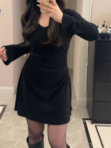 plus Size French Elegant V-Neck Dress Women Autumn Winter Slimming Base Black Dress High Waist Long Sleeve Midi Skirt
