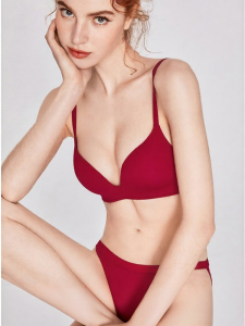 Miss Curiosity | Slimming Gather Small Chest Seamless Bra Set For Bride Red